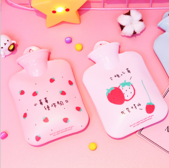 创意水果樱花塑胶热水袋学生办公族塑胶注水热水袋便携热水袋