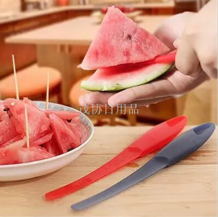 Watermelon leather remover plastic melon fruit knife safe not to hurt hands