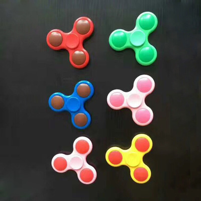 Tip Spinner is a Hand Spinner