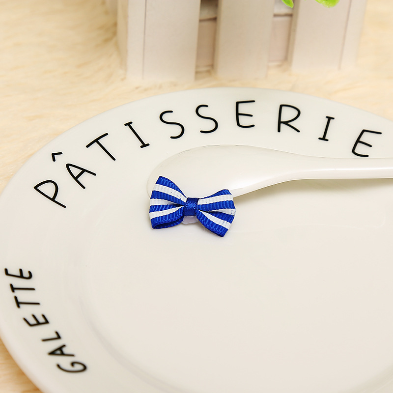 扎丝/树脂钻/绿松石珠子/饰品配件/玫瑰花饰品手工细节图