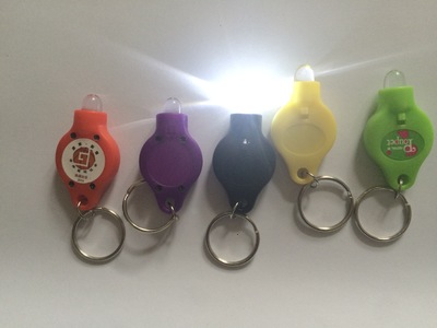 LED发光菱形塑料钥匙扣灯 促销品赠品小礼品 钥匙灯产品图