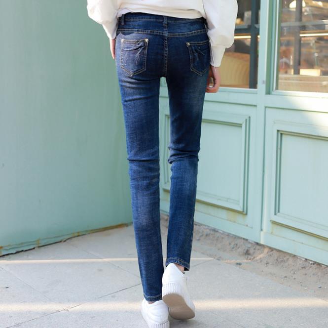 2018 Autumn Korean version new high-elasticity pencil skinny women's denim trousers details Picture