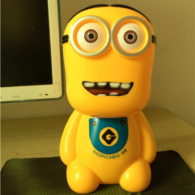 Cartoon charging Minions, Big white KT cat energy-saving LED details Picture