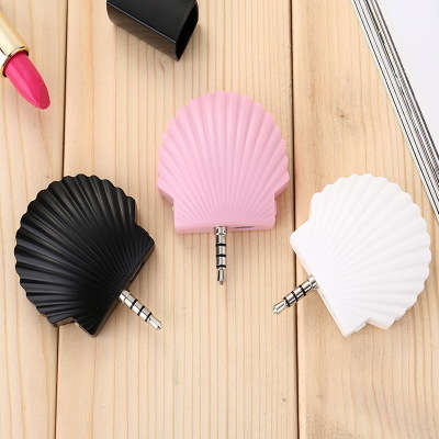 Voice control light filling lamp mobile phone LED shell light filling lamp beauty selfie device mobile phone accessories voice photography lamp Application Scenario