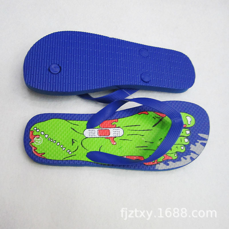The manufacturer is clearing the inventory for the supply of men's beach flip-flops in stock for export and handling the entire order Specification image