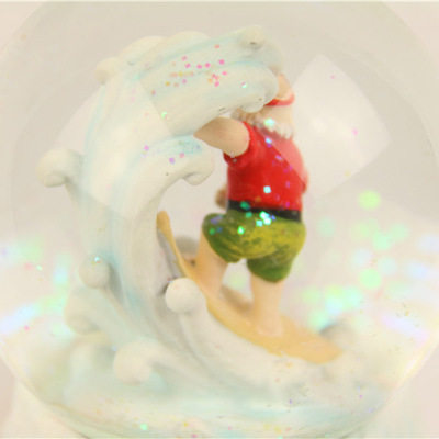 圣诞水晶球冲浪乘风破浪摆件雪花飘雪旋转音乐盒厂家出382细节图