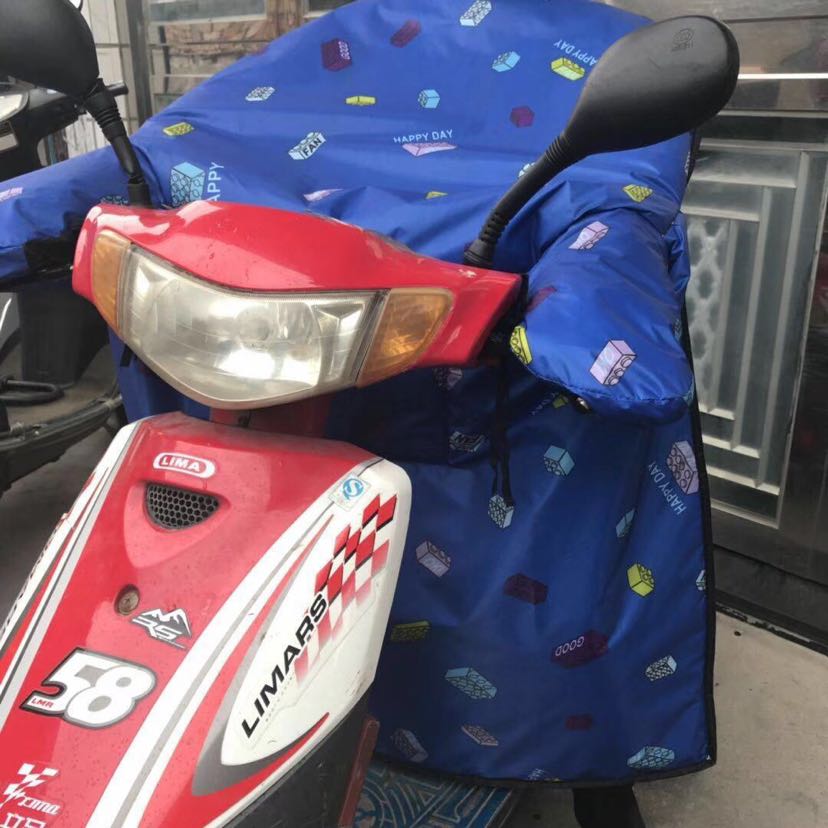 Electric bike windbreak blanket, winter leg and knee protection, warm thickened, cold-proof and waterproof, electric bike knee and windbreak blanket details Picture