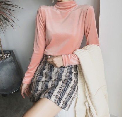 The new autumn and winter bestseller velvet long-sleeved T-shirt, women's high-neck pullover, slimming top and base layer Specification image