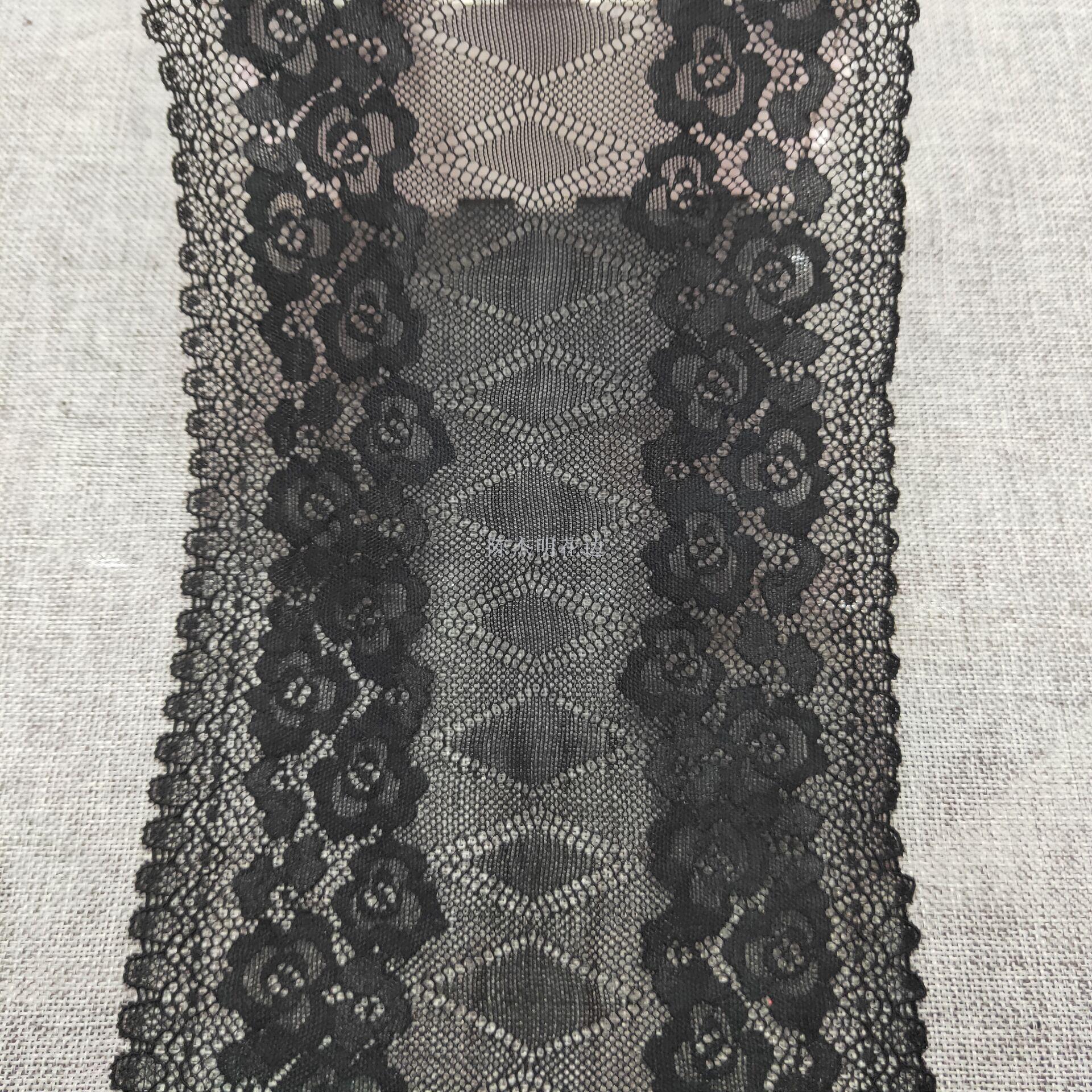 围巾/丝巾/披肩 配件实物图