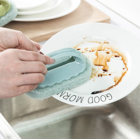The bathroom features a handle, a creative thickened sponge brush, a kitchen brush, a pot cleaning brush, and a sponge wipe