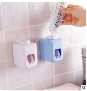 The pasted toothpaste rack is a wall-mounted automatic toothpaste dispenser in the bathroom. It is a rack for placing toothpaste without drilling holes when brushing your teeth or washing your face details Picture