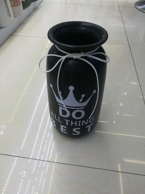 New Explosive Manufacturers Direct Sales Gold Series Vases Application Scenario