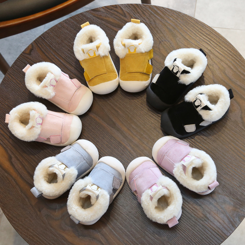 New baby with velvet padded casual shoes for boys with soft bottom wrapped toddler shoes with velvet warm cotton shoes