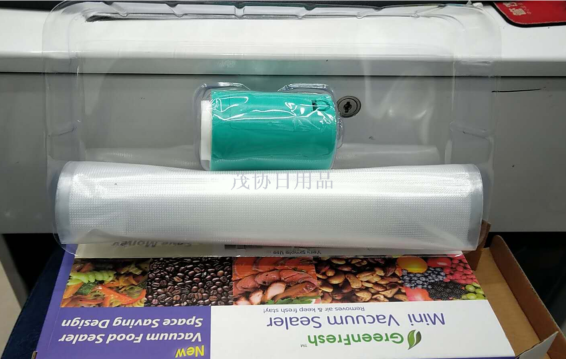 Multi-functional mini vacuum machine, electric household automatic small sealing machine for sealing food bags details Picture