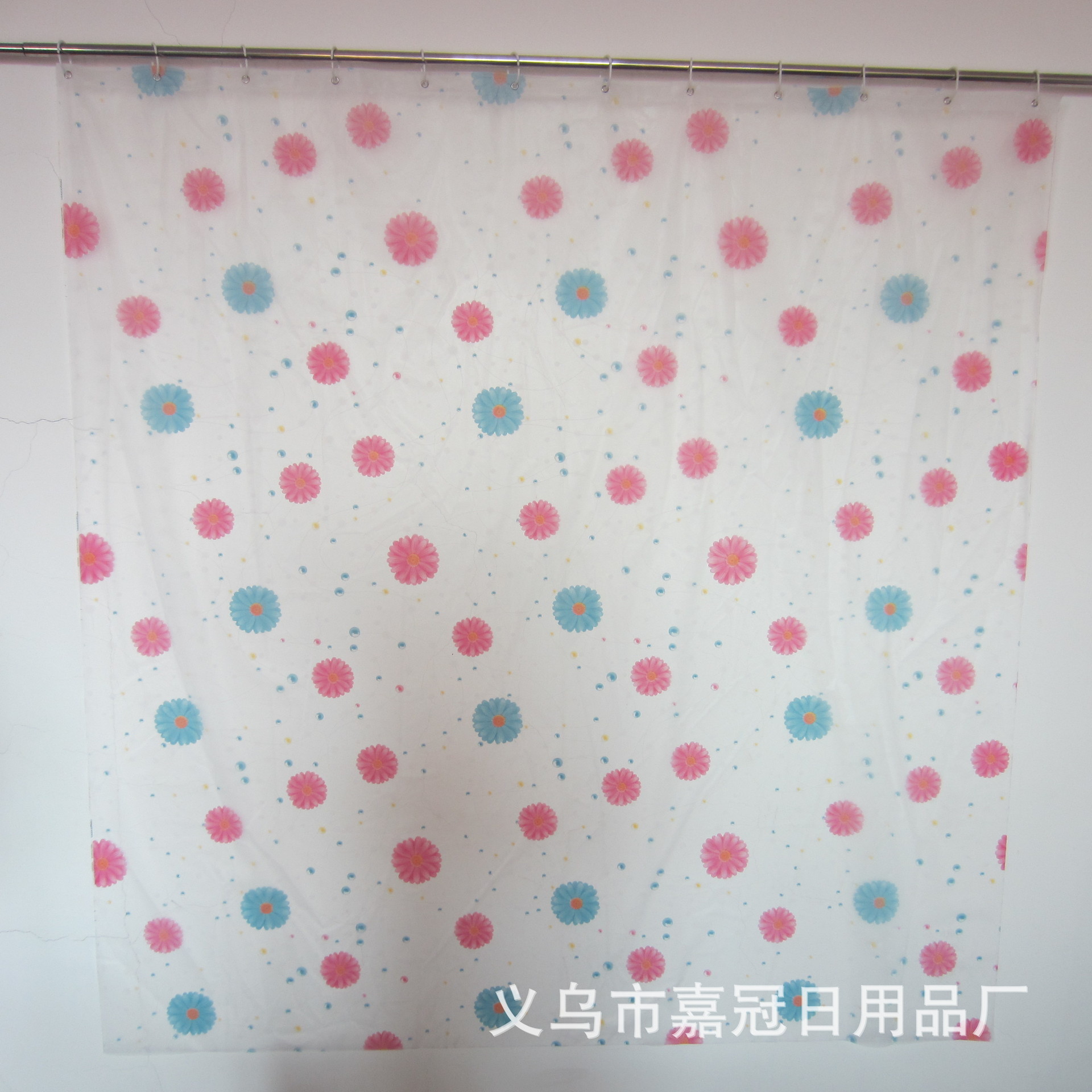 Bathroom products for export: Bathroom partitions, PEVA shower curtains, and colorful chrysanthemum shower curtains