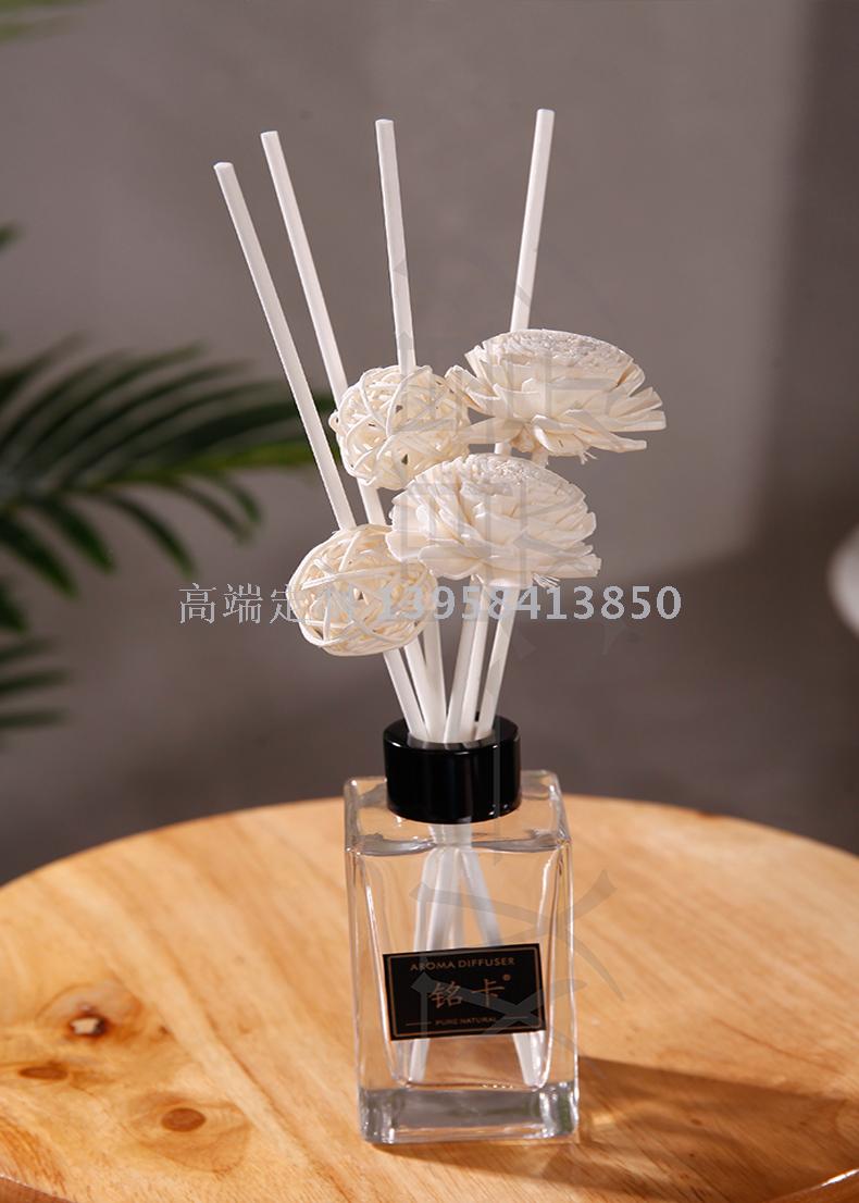 KUXUAN aromatherapy essential oil air freshener leaves a long-lasting fragrance on dried flowers Application Scenario