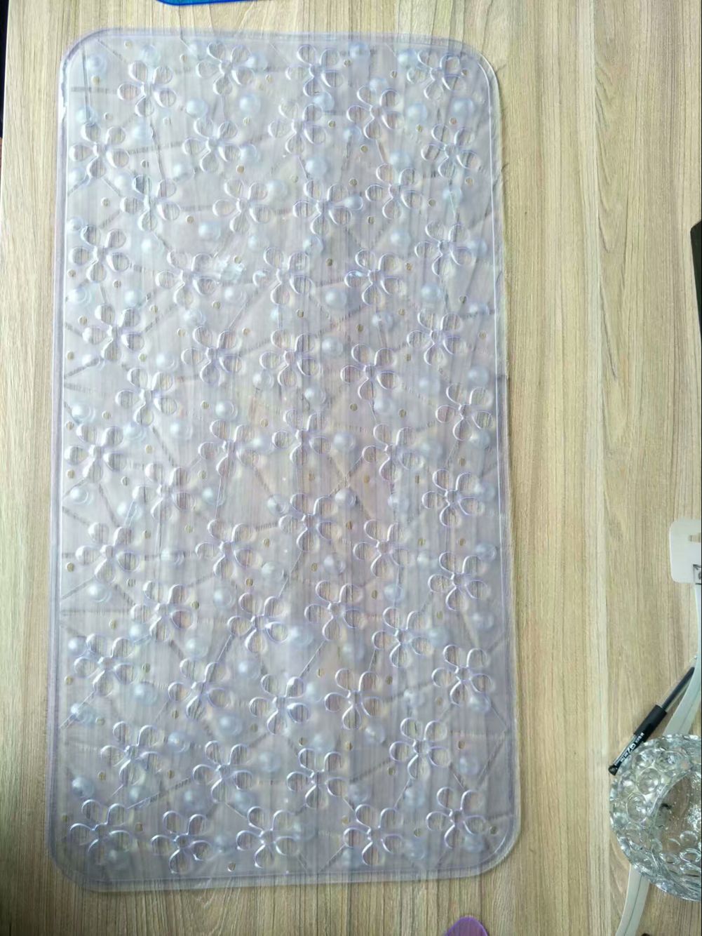 New solid color/transparent rectangular plum blossom bathroom mat, PVC mat, anti-slip mat, anti-drop mat, foot mat, door mat, 36*68CM Specification drawing