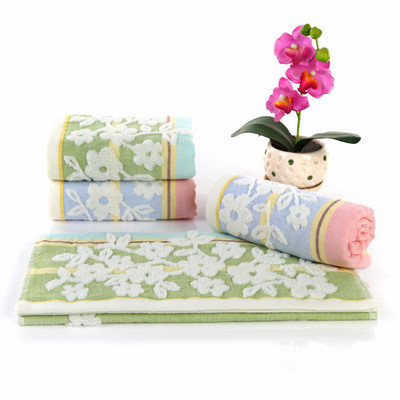 Factory direct sales of pure cotton towels, double-layer fabric plum blossom all-cotton fashionable towels Application Scenario