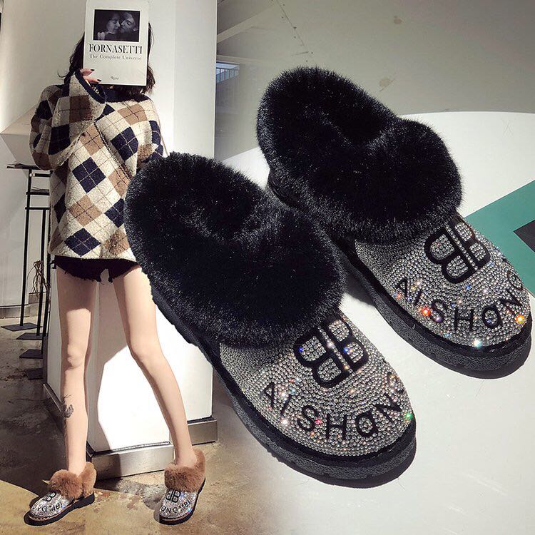 闪闪厚毛雪地靴