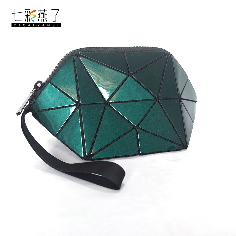 New PU leather magic shell bag Lady's convenient hand hold makeup bag Makeup bag Wash bag hand hold bag