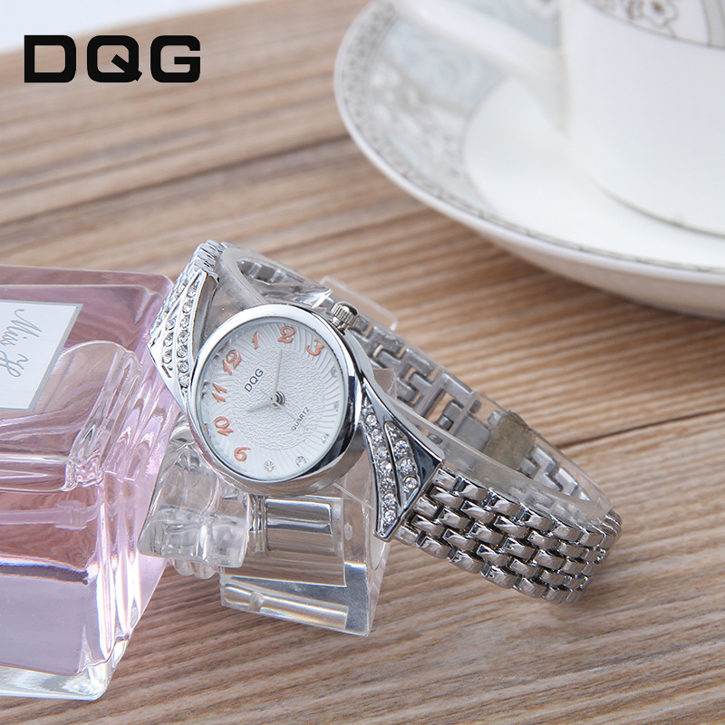 DQG正品镶钻玫瑰金手链白领少妇学生妹都喜爱手表厂家支持代发产品图