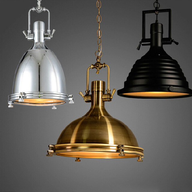 LOFT American retro industrial style, mining lamps, restaurant bar counter, creative Robles pot LIDS, and Black Nice chandeliers full figure