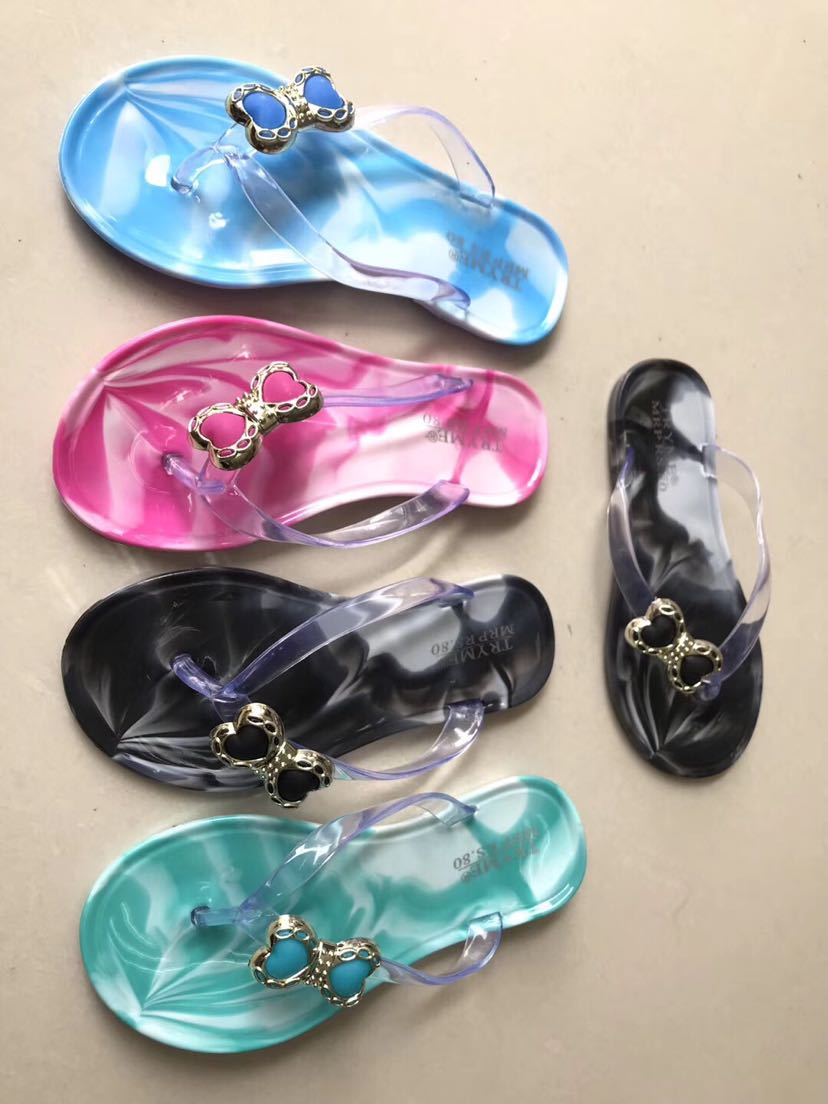PVC crystal slippers for women Application Scenario