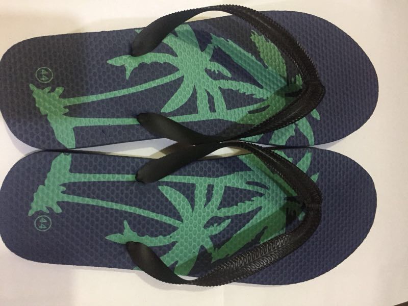 PE men's shoes 40-45, suitable for both indoor and outdoor use, of good quality, favorable price, in stock details Picture