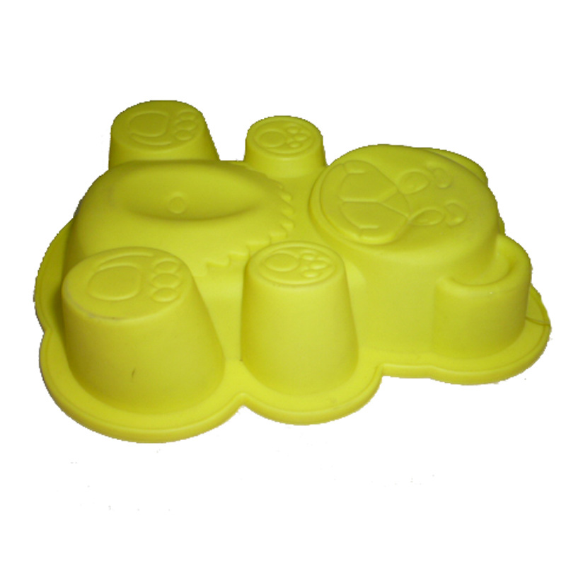 Small cartoon bear silicone cake mold, animal-shaped silicone baking tray, bread baking tray, DIY baking tools Application Scenario