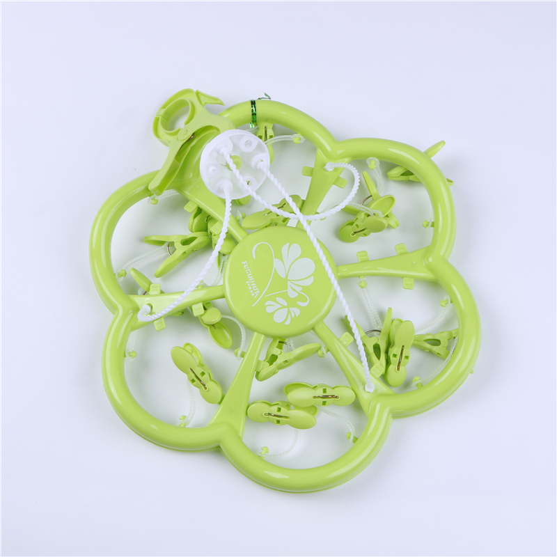 Household multi - function disc multi - clip air - proof clothes hanger underwear sock baby drying baby clothes hanger thumbnail