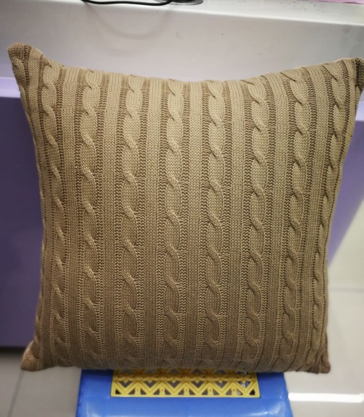 Hand-knitted coarse wool yarn, knitted wool yarn cushions, waist cushions, square pillowcases