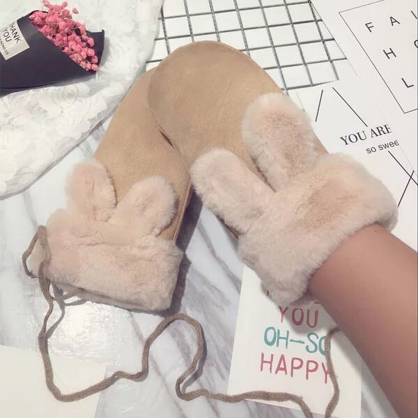 Korean-style suede thickened finger gloves with added fleece, cute and fashionable. Rabbit ears, fur mouth, student outdoor cycling