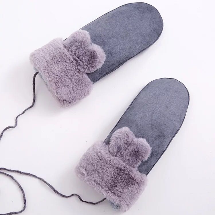 Korean-style suede thickened finger gloves with added fleece, cute and fashionable. Rabbit ears, fur mouth, student outdoor cycling Application Scenario
