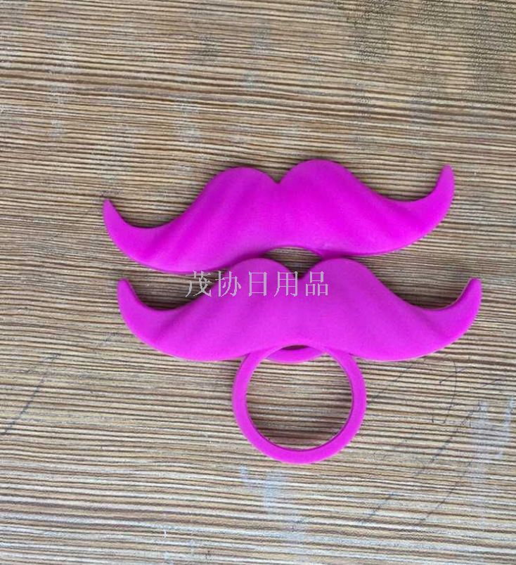 Decorative wine bottle beard sleeve Silicone beard wine bottle sleeve