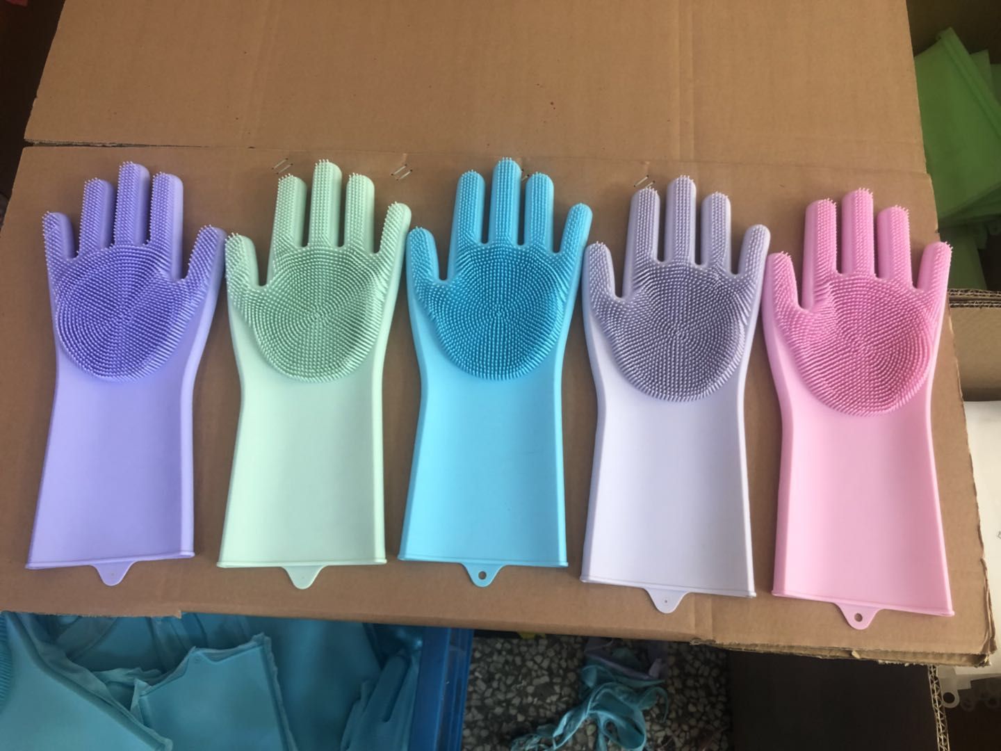 Magic Washing Glove硅胶手套洗碗家务清洁手套洗碗神器防滑手套