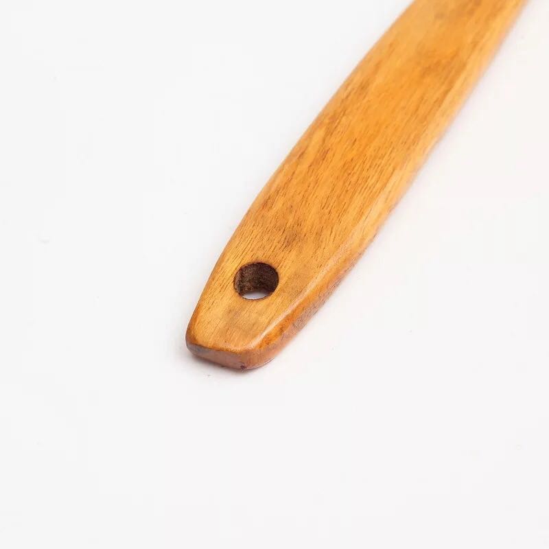 Wooden spatula, non-stick spatula, special wooden spatula for non-stick pans, 35cm long handle, natural Application Scenario