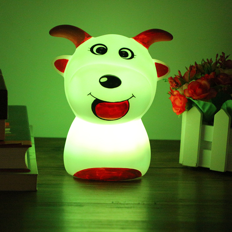 Veal colorful animal light sensing LED atmosphere small night light discoloration pressure relief pat light 3 section 7 batteries Specification drawing