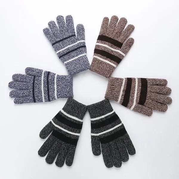 The new Korean-style autumn and winter woolen knitted warm gloves are suitable for both men and women, with separate woolen lines for outdoor use by couples