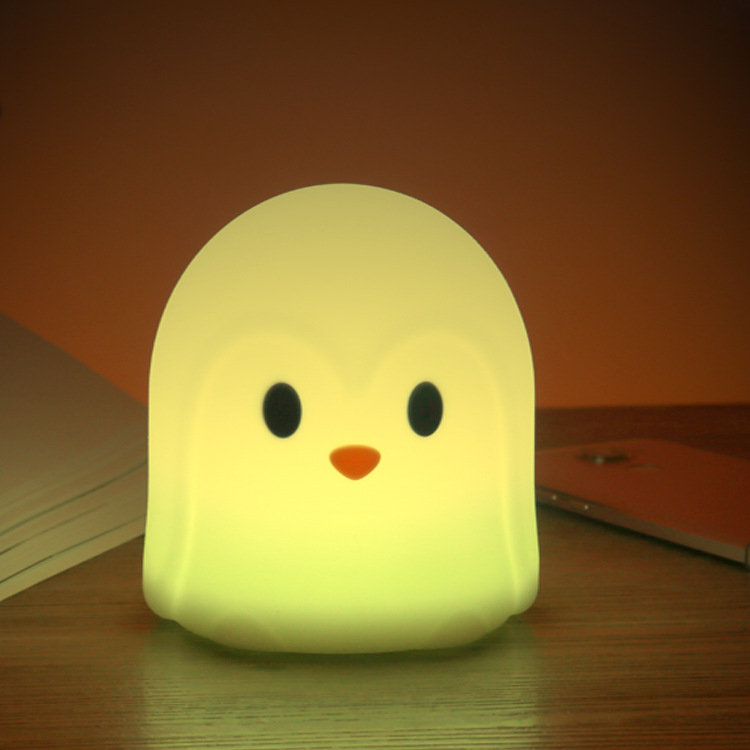 Colorful penguin silica gel little night light patted battery little night light creative little night light