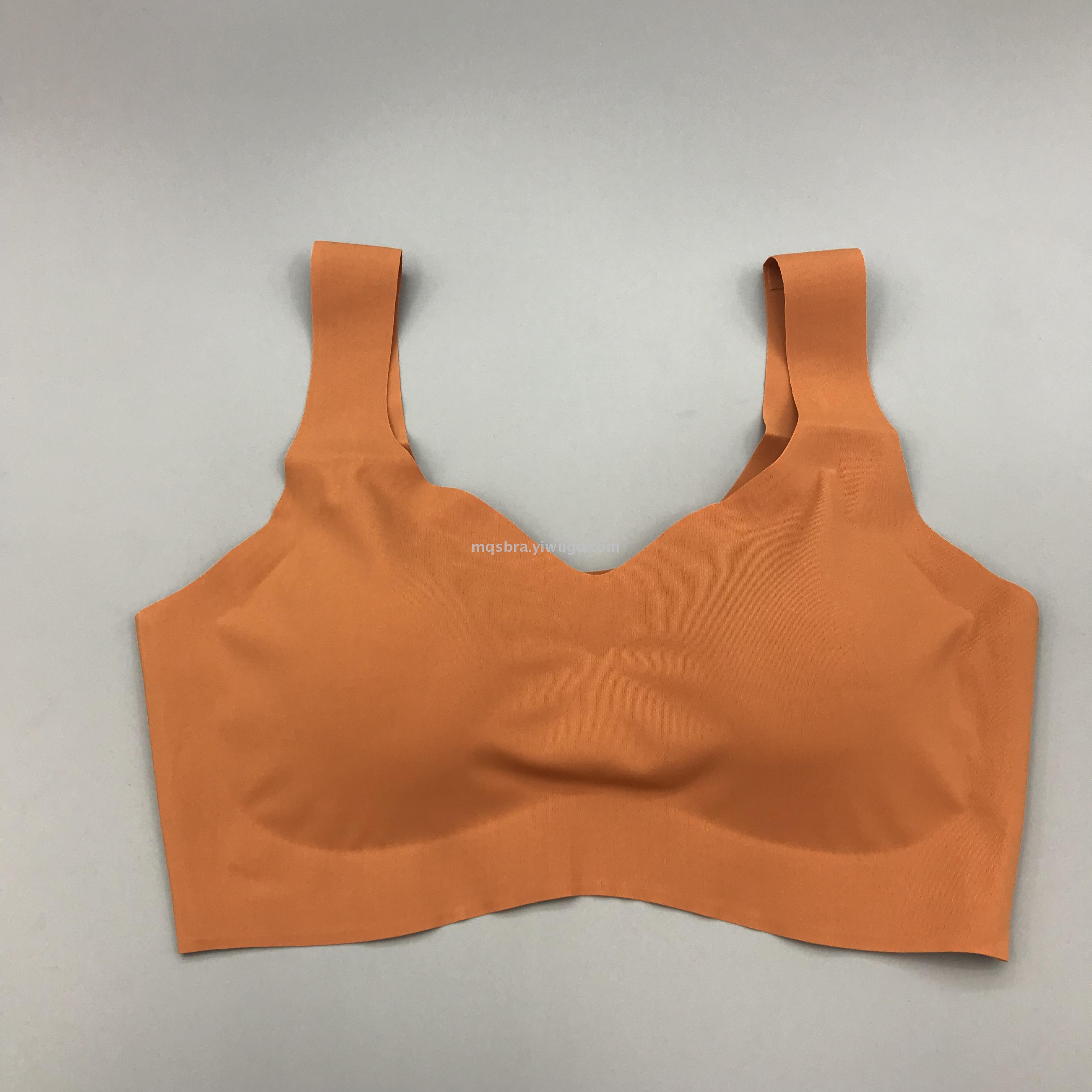 A new Japanese sleep care bra in the form of a one-piece, one-piece, seamless undergarment without steel rings and wrapped around the chest Specification image