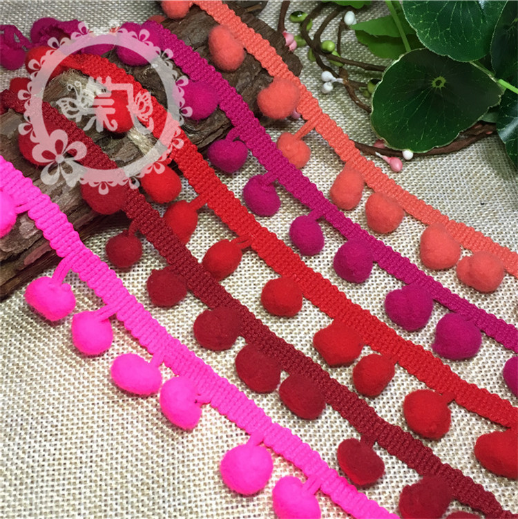 35 Color Stock Supply 1.3Cm Center Right Angle Hairball Lace Garment Accessories Lace Triangle Ball Diy Handmade Specification drawing