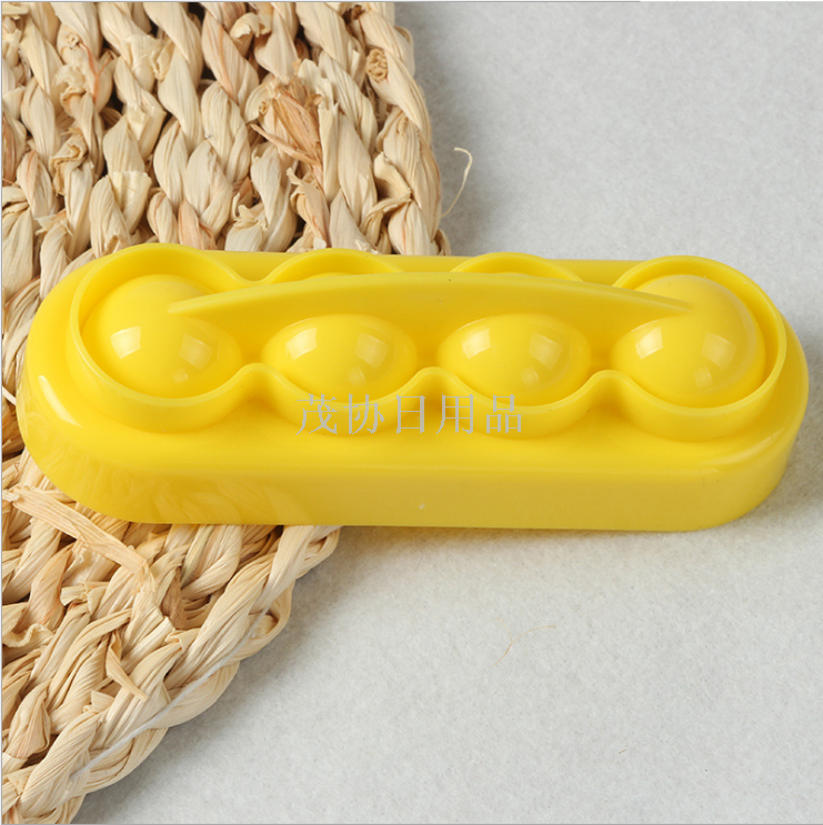 4-ball rice balls, baby rice balls, rice ball molds, household children's lunch boxes, children with rice spoons, embossing utensils details Picture