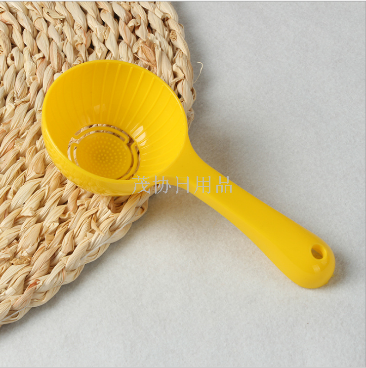 Semi-circular rice ball molds. Rice balls are only for foreign trade and export. Only for foreign trade and export