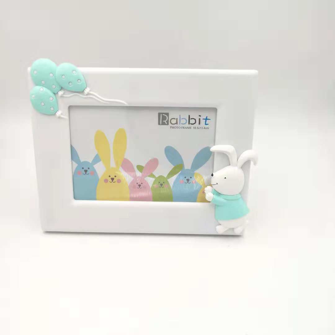 Ten-yuan Store Boutique Creative Fashion Gift Photo frame TF1123 Application Scenario