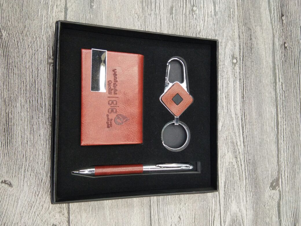 钥匙扣+名片盒+金属笔