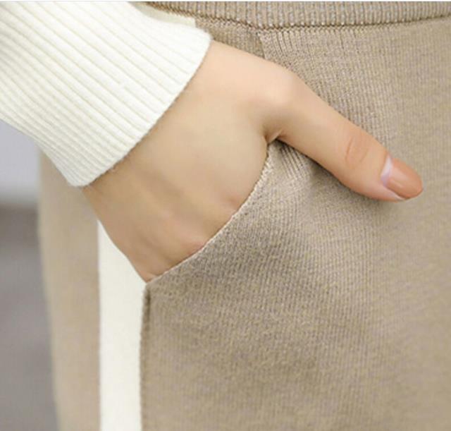 New fashionable women's wear Korean-style knitted two-piece set, petite Harem pants, casual sportswear for women Application Scenario