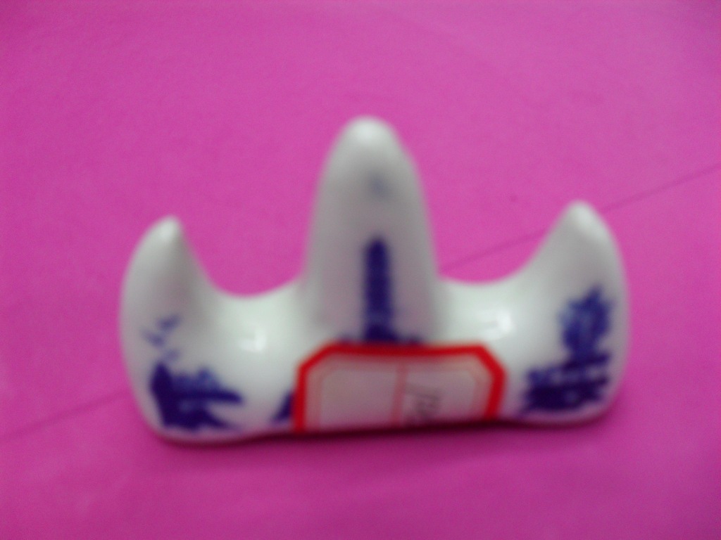 厂家直销山字陶瓷笔搁4件 小山头龙形笔架笔叉国画 书法用品笔架产品图