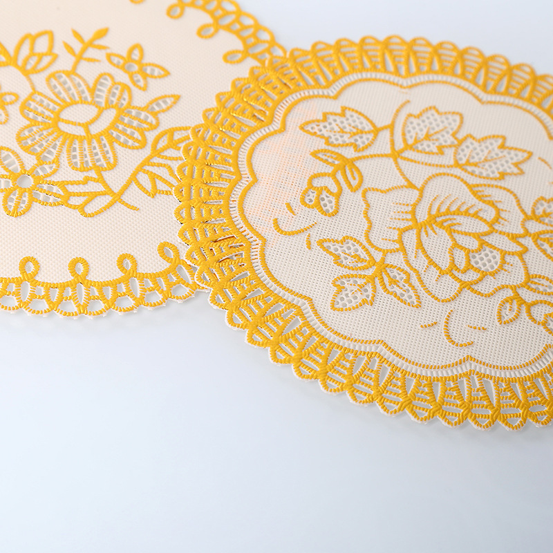 翼家新款PVC杯垫厂家直销 12cm圆形烫金镂空餐垫产品图