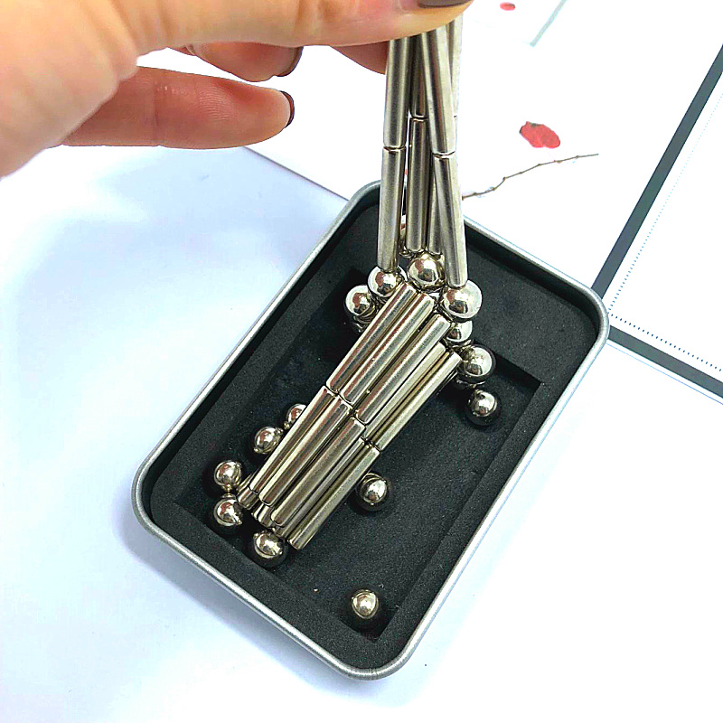 金属磁铁积木巴克球磁力棒加球组合铁盒套装益智玩具产品图
