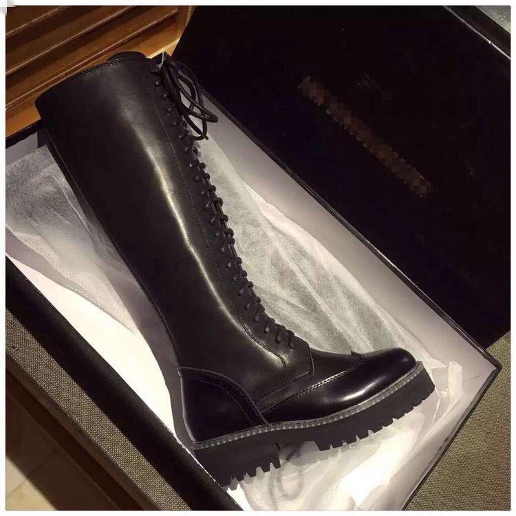 马丁靴厚底爆款细节图